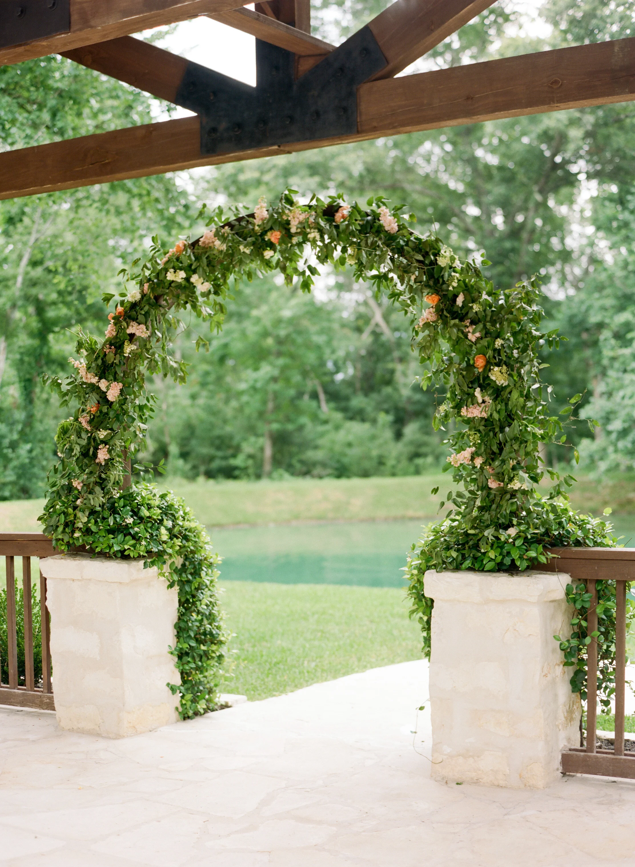 The-Knot-Wedding-Houston-Photographer-Fine-Art-Dana-Fernandez-Photography-Film-8 copy.jpg