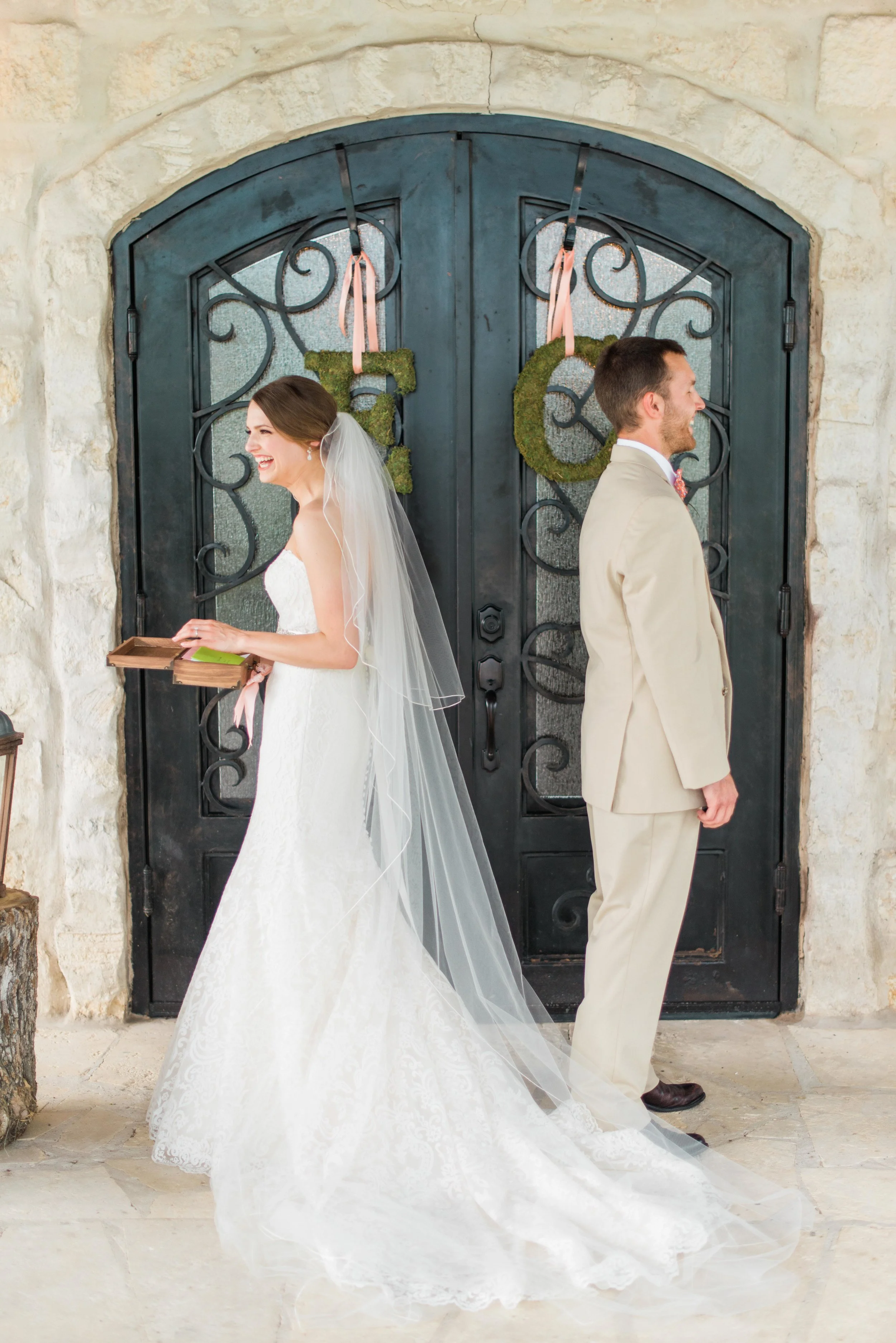 The-Knot-Wedding-Houston-Photographer-Fine-Art-Dana-Fernandez-Photography-Film-21.jpg