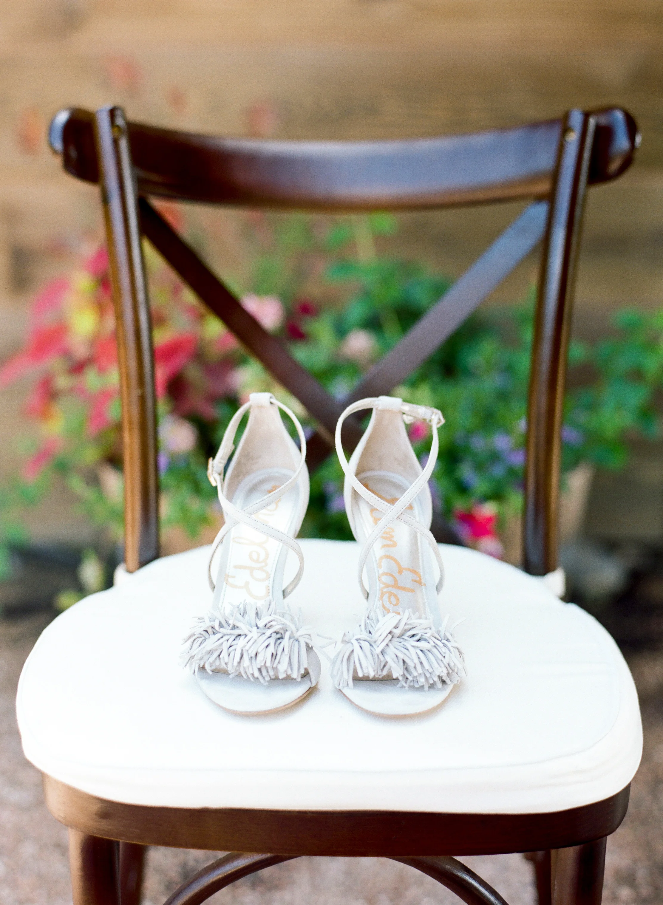 big-sky-barn-wedding-houston-wedding-photographer-featured-magazine-houston-film-photographer-austin-wedding-photographer-2.jpg