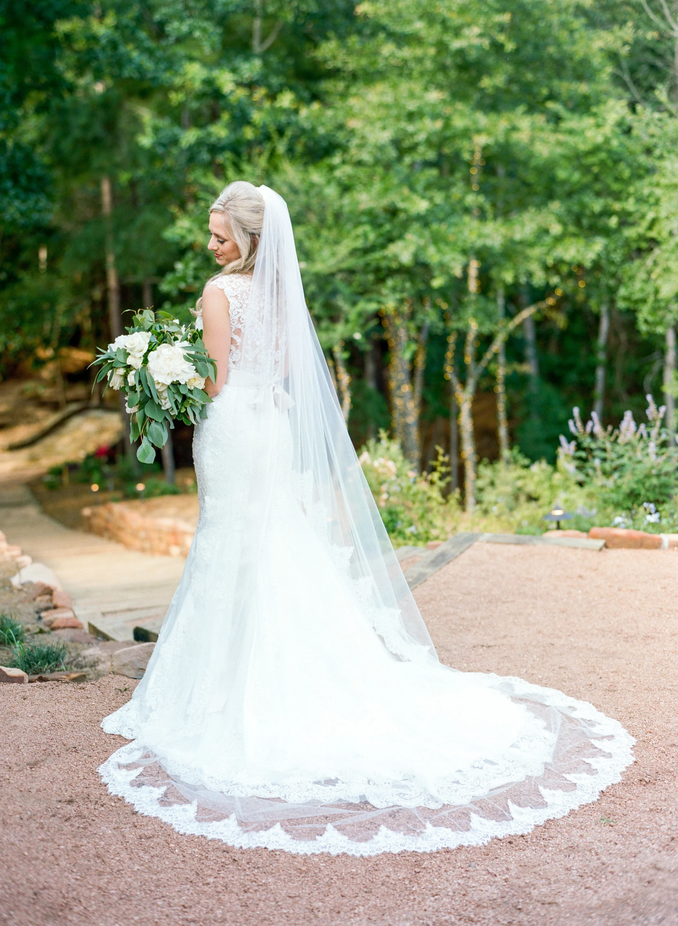 big-sky-barn-wedding-houston-wedding-photographer-featured-magazine-houston-film-photographer-austin-wedding-photographer-15.jpg