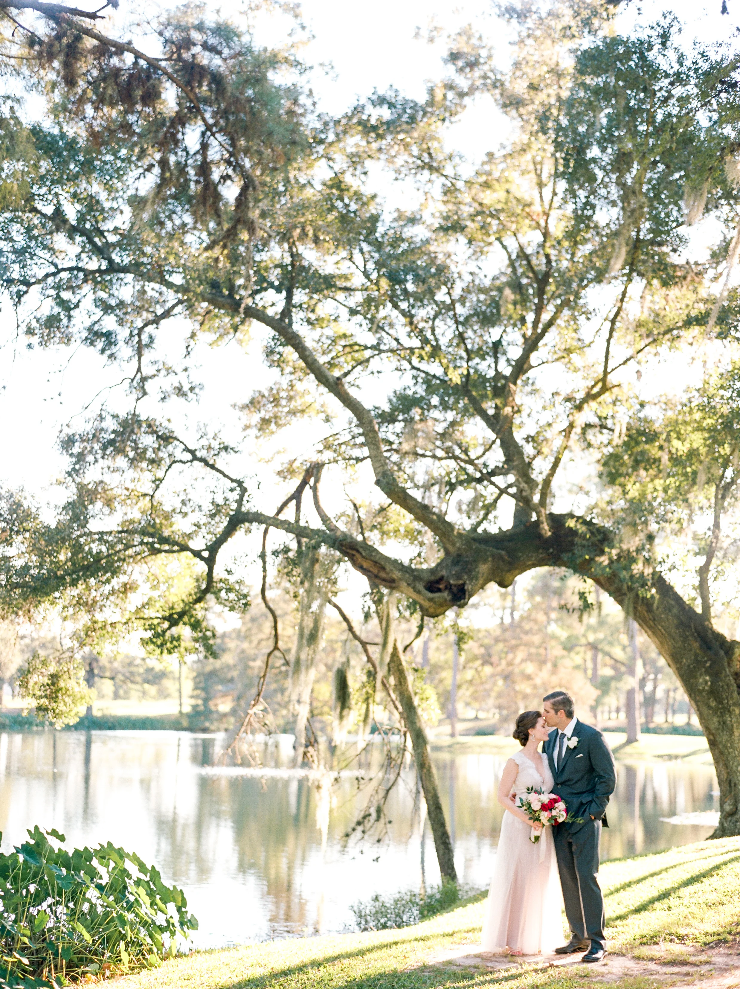 Houston-Wedding-Photographer-Lakeside-Country-Club-First-Look-Bride-Groom-Formals-Film-Fine-Art-Photography-1.jpg