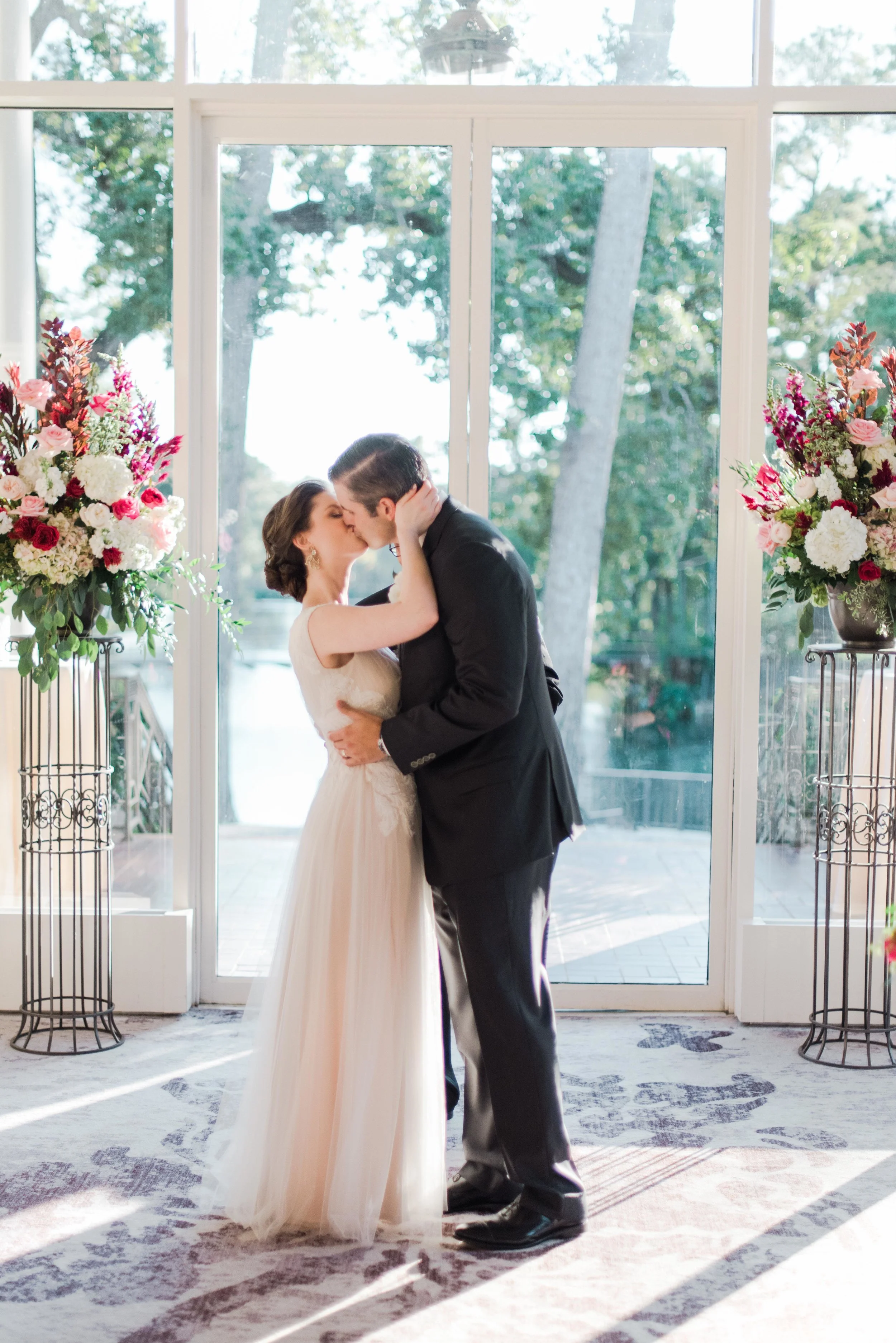 Houston-Wedding-Photographer-Lakeside-Country-Club-First-Look-Bride-Groom-Formals-Film-Fine-Art-Photography-31.jpg