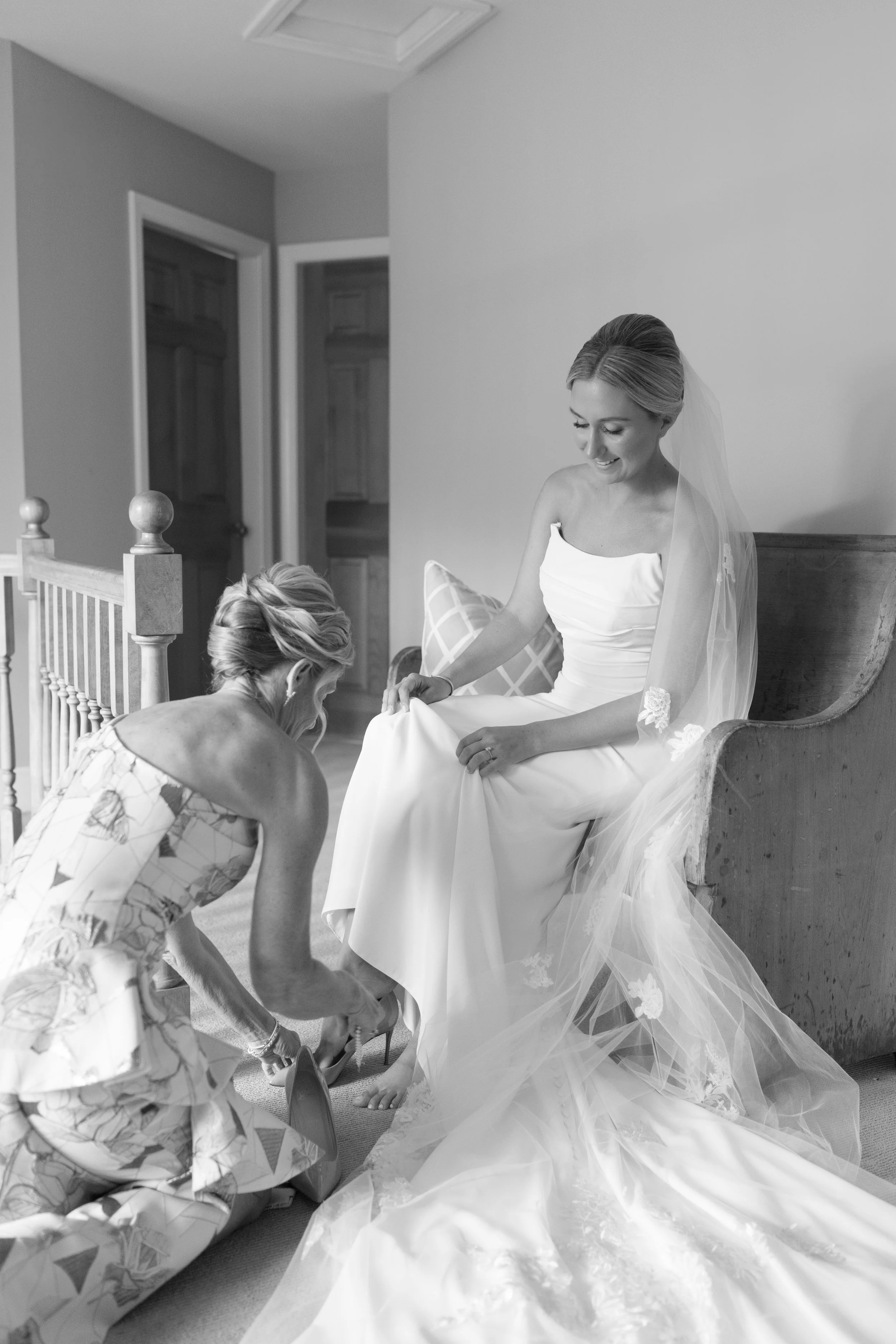 062924_Kennebunkport Maine Tented East Coast Wedding Photography_Getting Ready-20.jpg