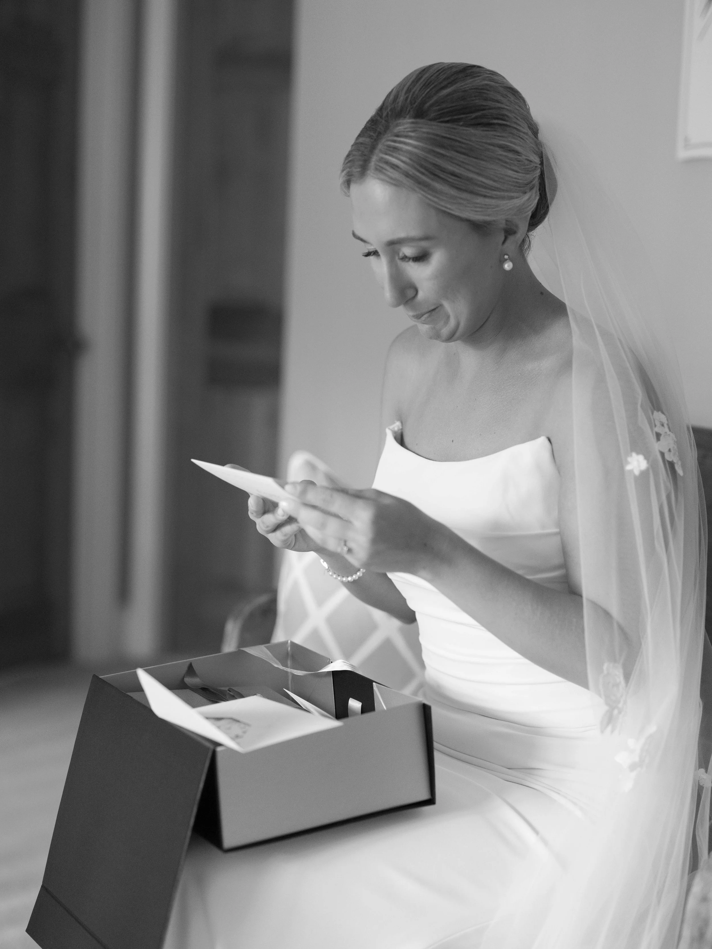 062924_Kennebunkport Maine Tented East Coast Wedding Photography_Getting Ready-38.jpg