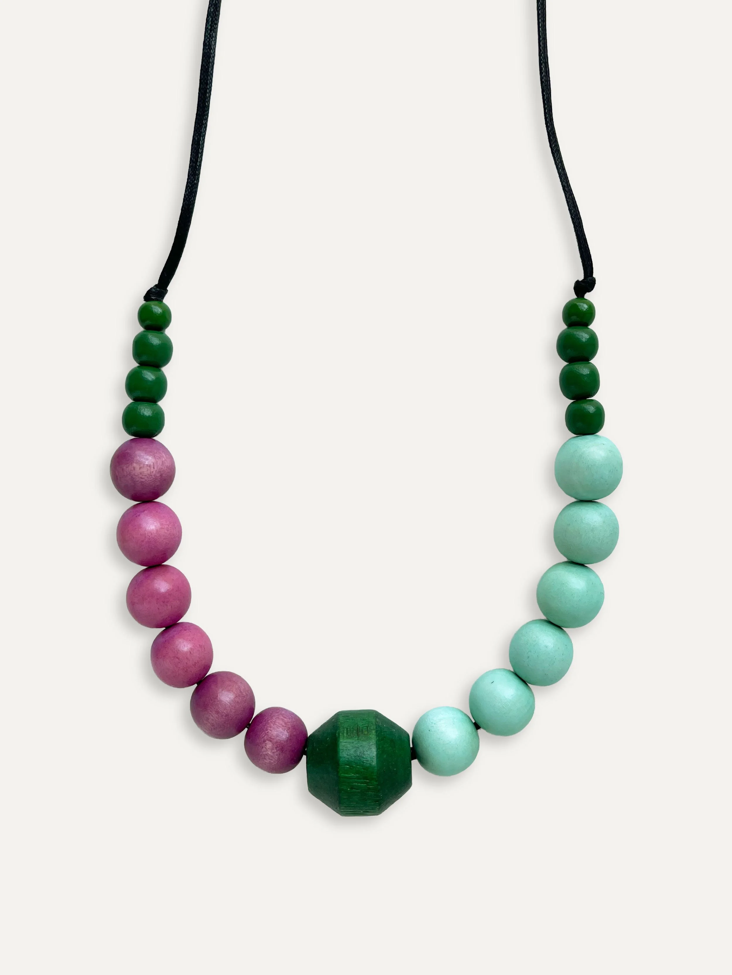 ExpandNecklaceGN001_2.jpg