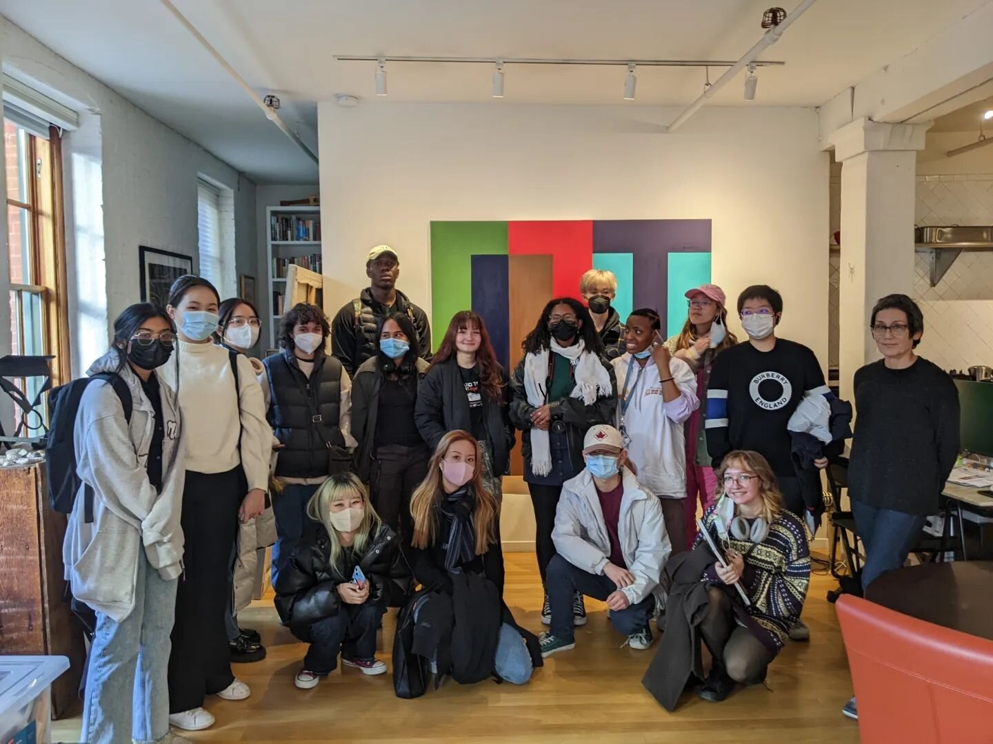 A big thanks to @kimuchiyama for inviting my @prattfoundation Light, Color and Design Lab class to visit her studio. We experienced seeing her paintings first hand after studying them in class. A dream come true!

See more of her work: 499 Park Ave T