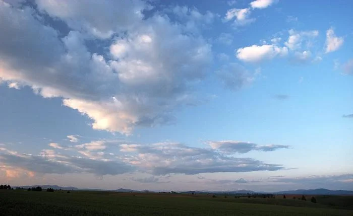 253_eastern-clouds_0969.jpg
