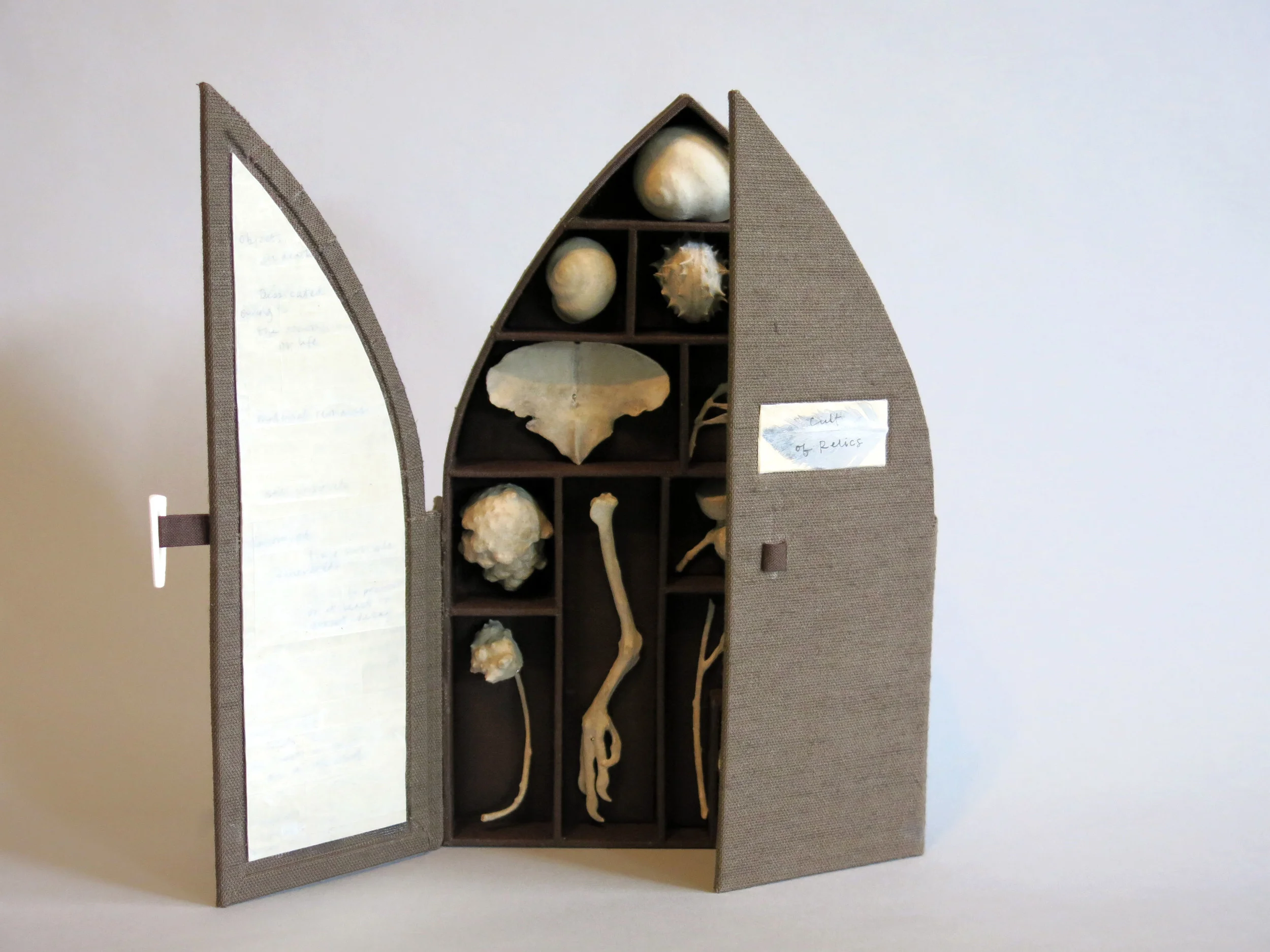 Cult_of_Relics_detail_3.jpg