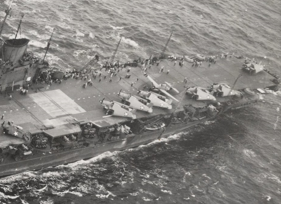 Avengers aboard 'USS ROBIN' (HMS VICTORIOUS). Note the square painted on the centre of the flight deck: It was a decoy lift intended to draw the aim of Japanese attacks to the strongest point of the carrier's armoured flight deck.