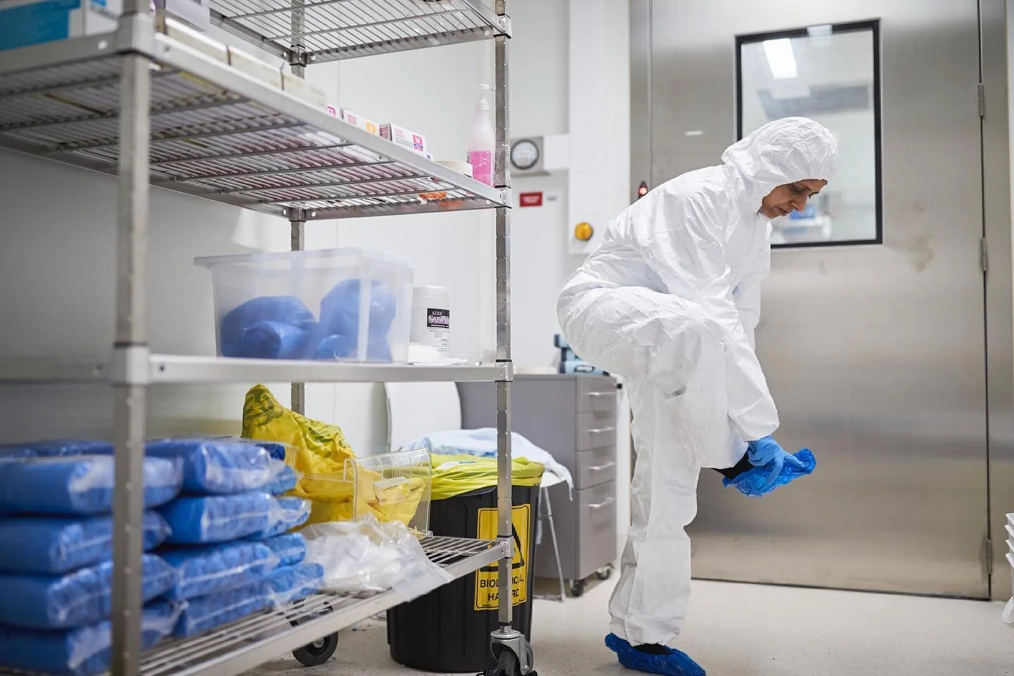 Recently, I was fortunate to be able to once again photograph the extraordinary team working at UNSW Sydney&rsquo;s Kirby Institute who have developed cells that allow them to test the effect of SARS-CoV-2 faster than anywhere else in the world.  I a