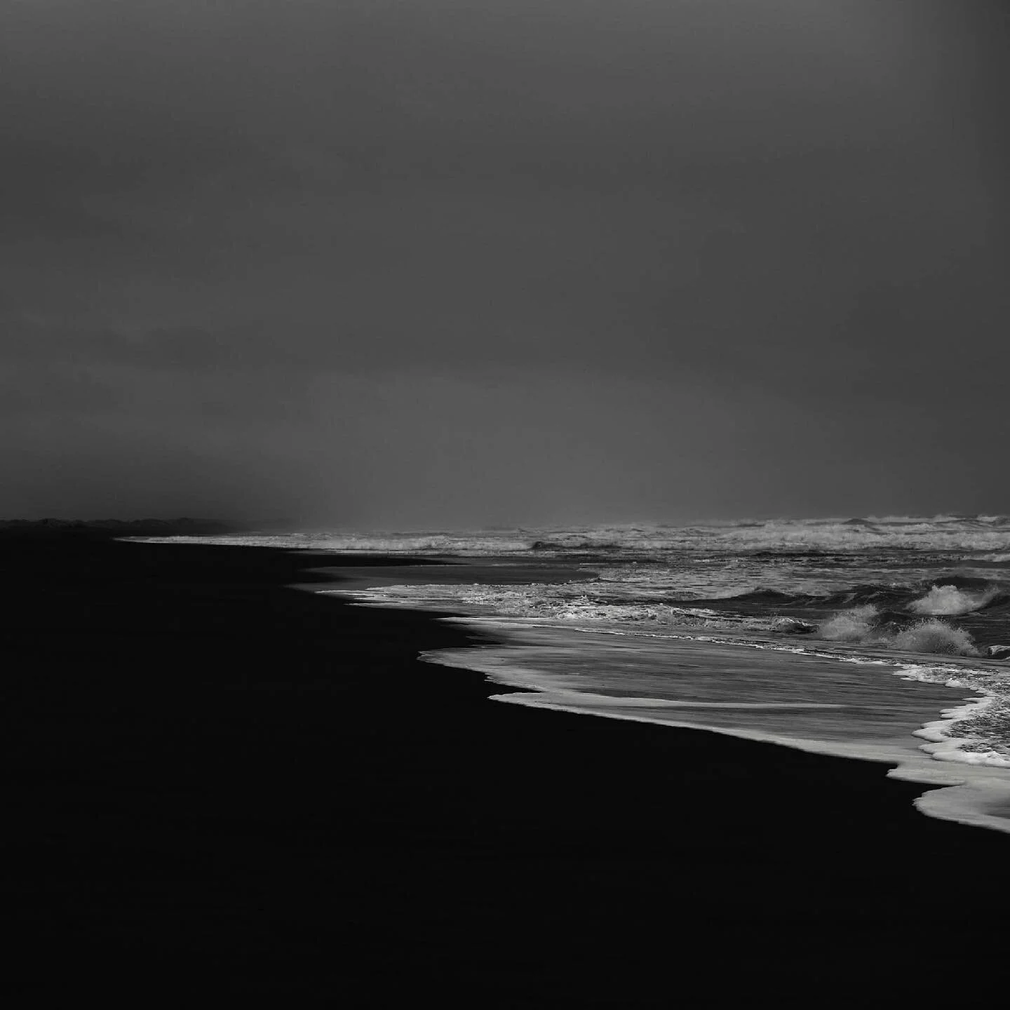 Feeling pretty lucky to not be in Sydney today, I had a walk to Whatipu, which is a remote beach on the west coast of the Auckland Region in the North Island of New Zealand. To the south of Whatipu is Manukau Harbour. To the north is Karekare beach. 