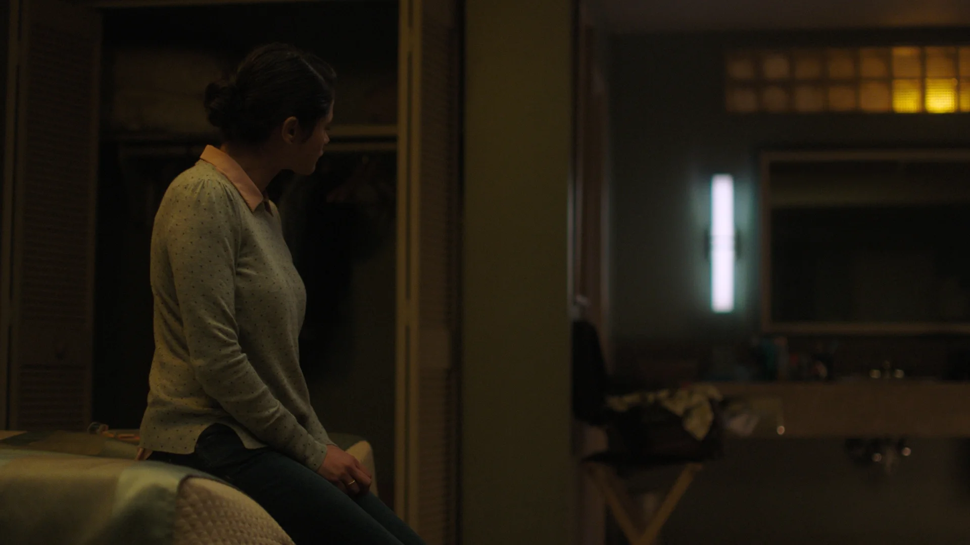 room_104_ep110_1.43.1.jpg