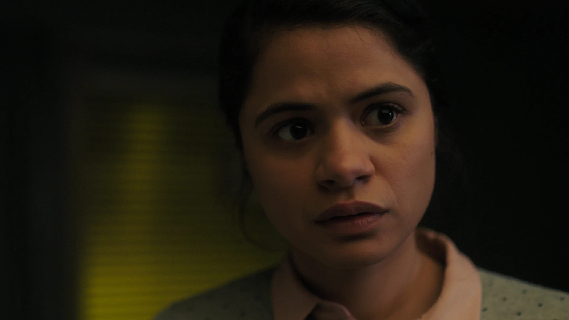 room_104_ep110_1.206.1.jpg