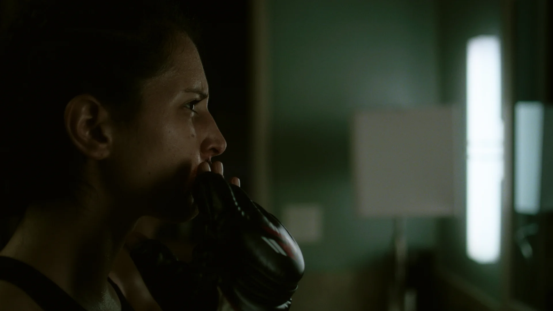 room_104_ep112_1.206.1.jpg