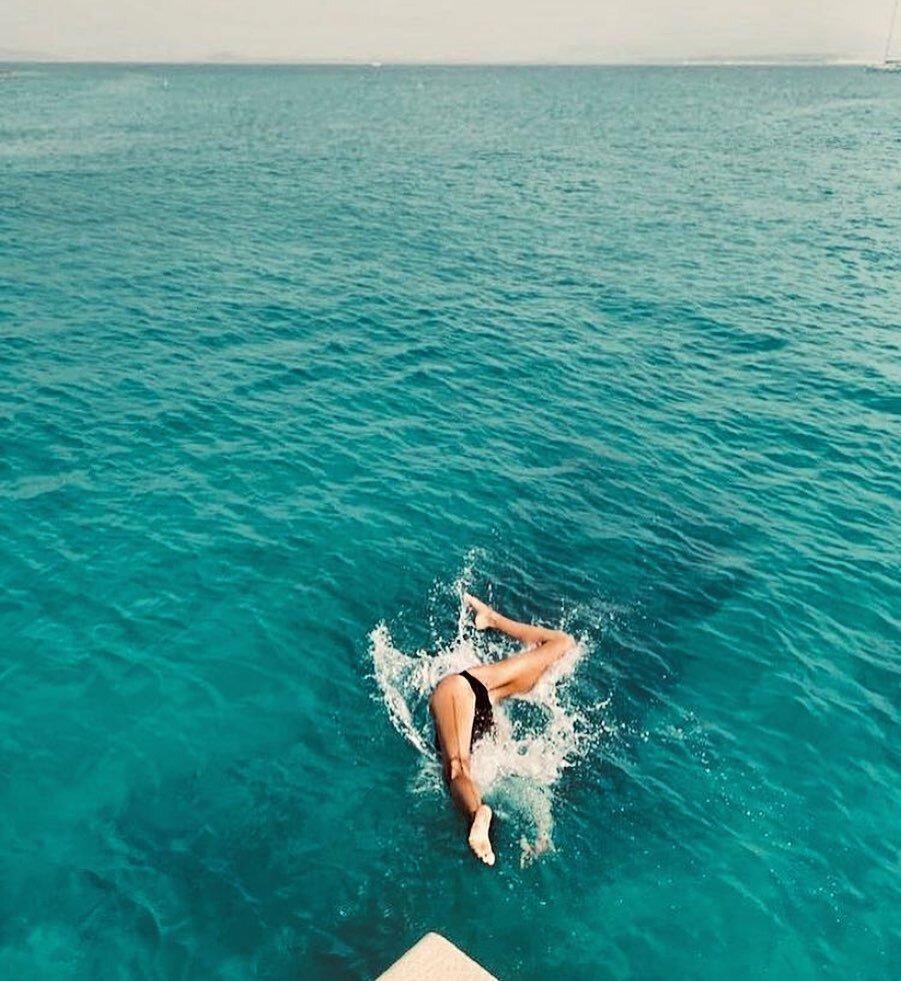 Jump into the weekend 💦🏄🏻

Visitors don&rsquo;t forget to fill out the form: 🗳
https://entercroatia.mup.hr

See you 🔜 

Photo: @waitapu_ 

#summervibes #seaside #summer2021 #croatifulloflife #visitsusak