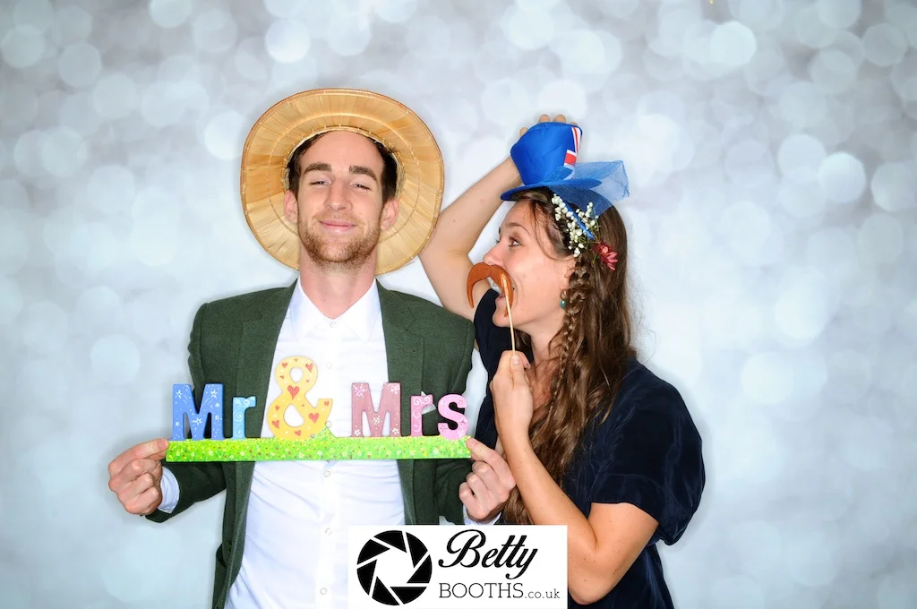 John&Alicesingles 83.jpg