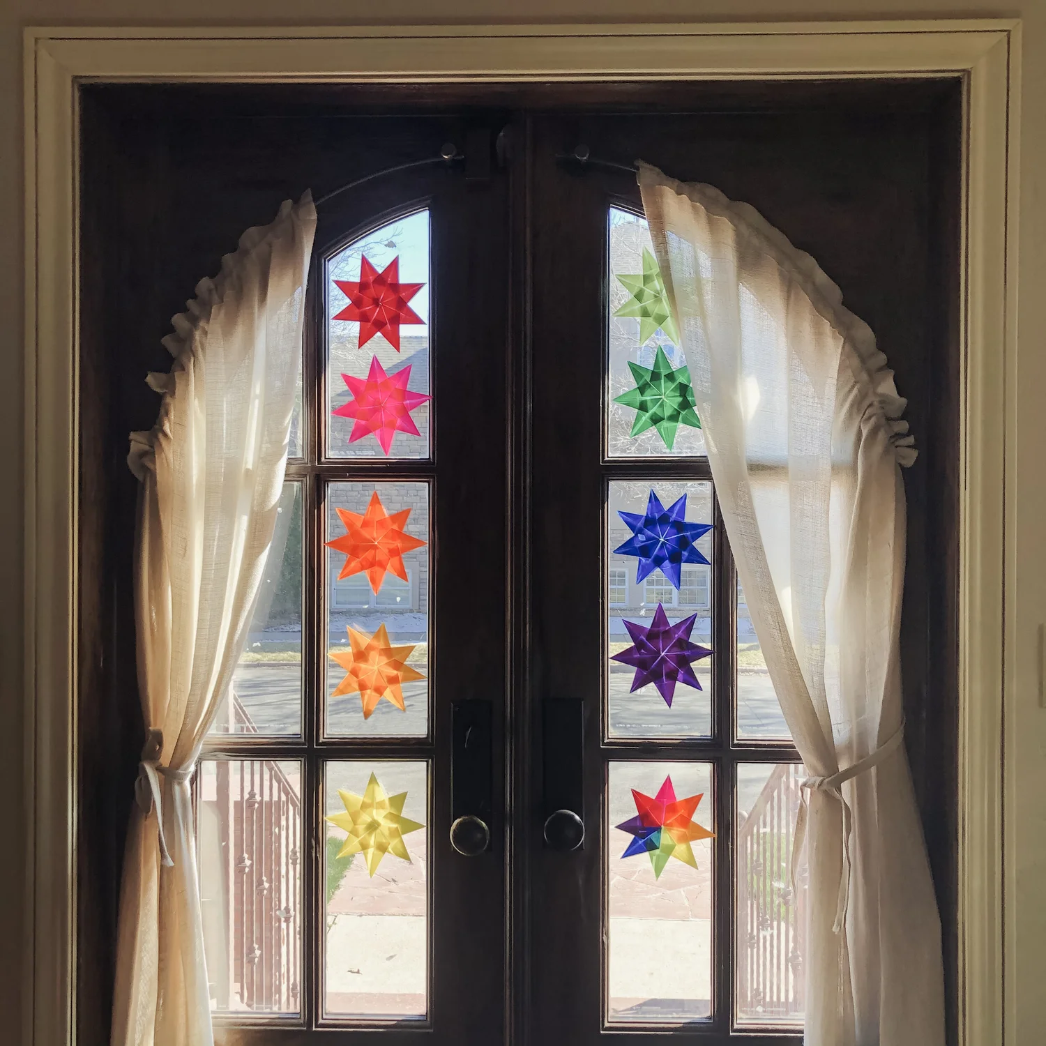 Waldorf Window Stars Tutorial — Chasing Windmills