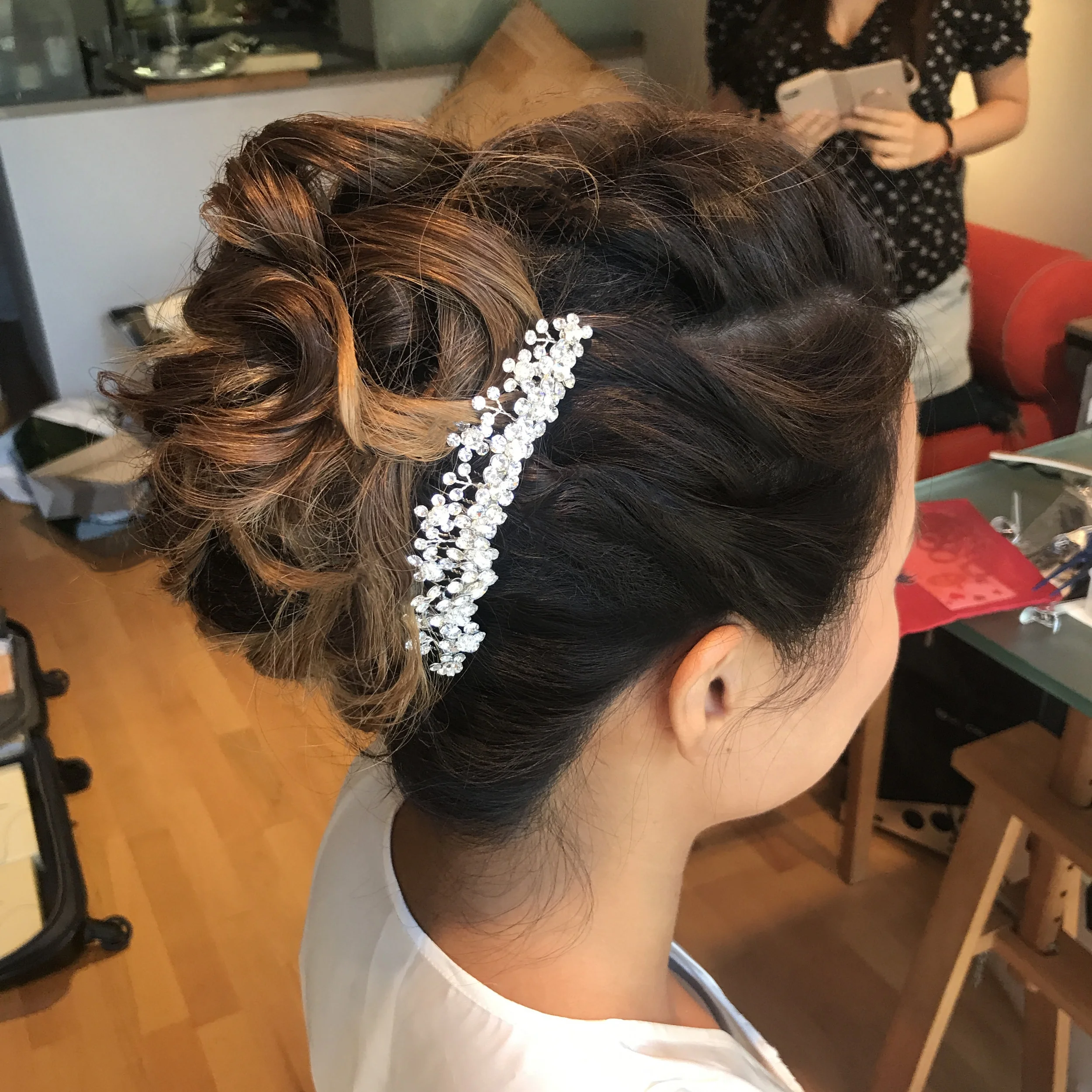 Modern & Stylish Bridal updo for Shoko