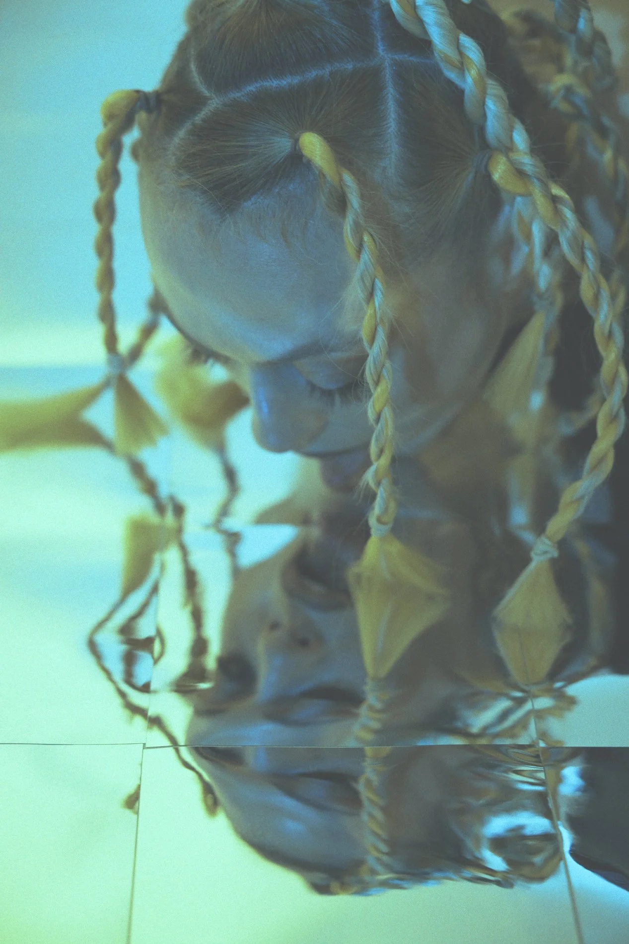 Daniela Blume for Neo2 Entrevista