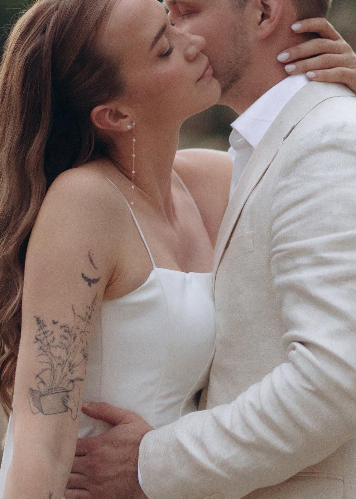 Barcelona based make-up artist and hair stylist for weddings bridal Sitges Costa Braca Tarragona bride special occasion events