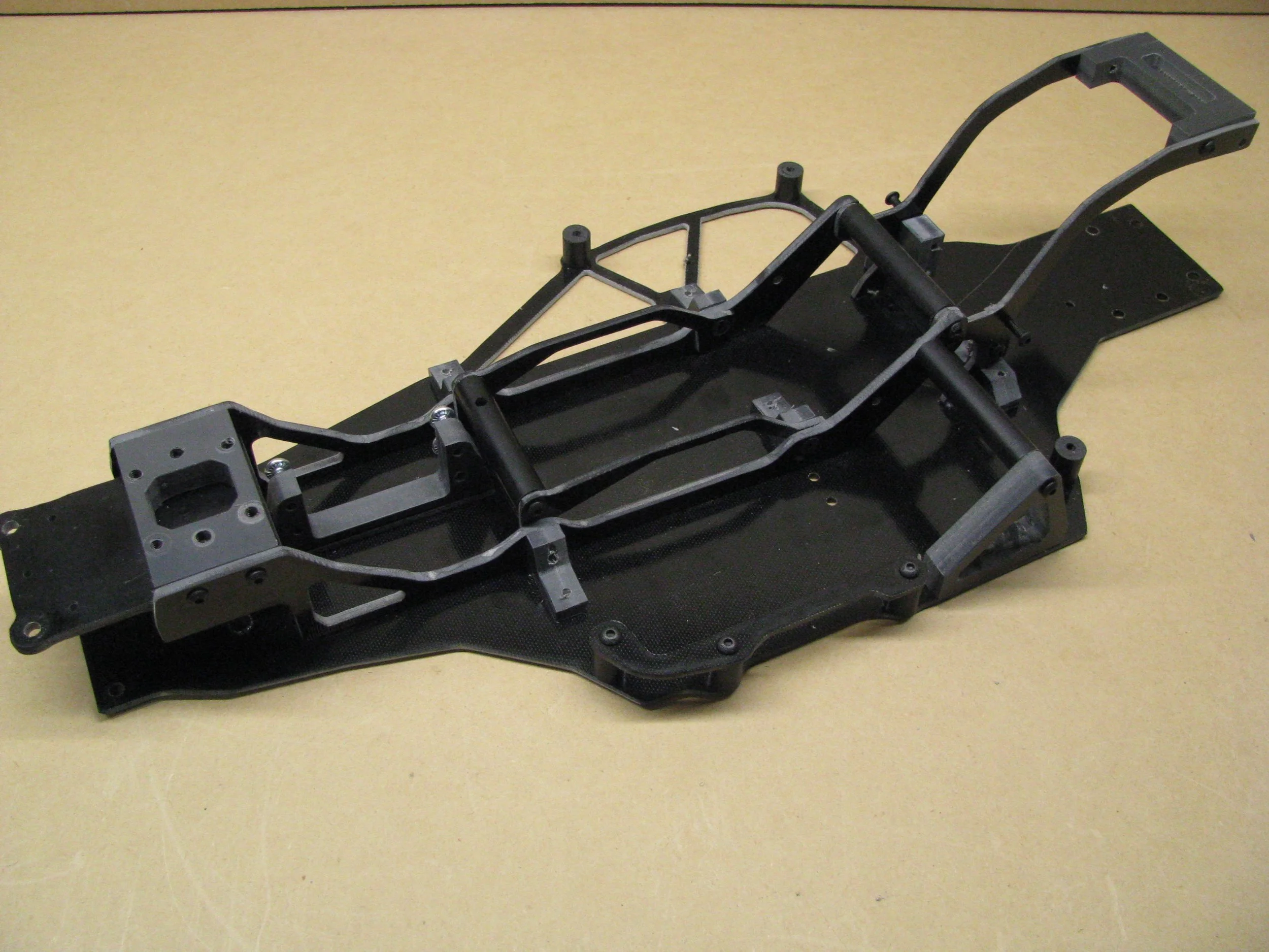 Traxxas Mid Motor chassis kits