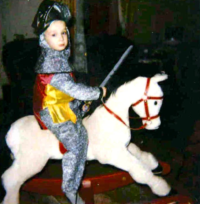 EmptyMansionsBook.com