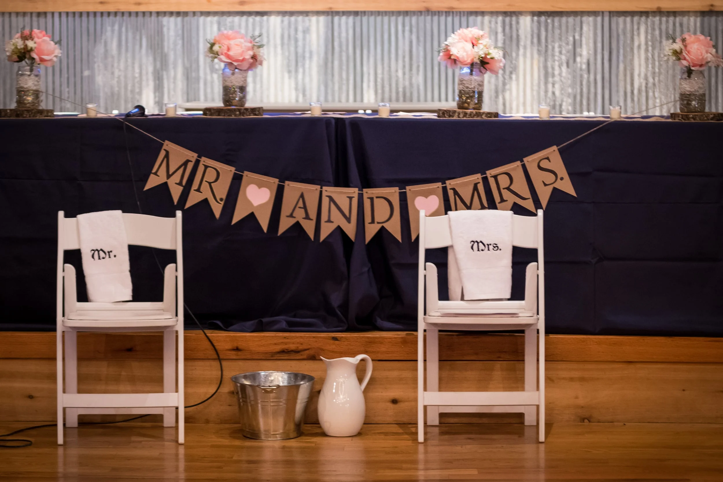 10 tips to plan your perfect wedding and save a pretty penny!