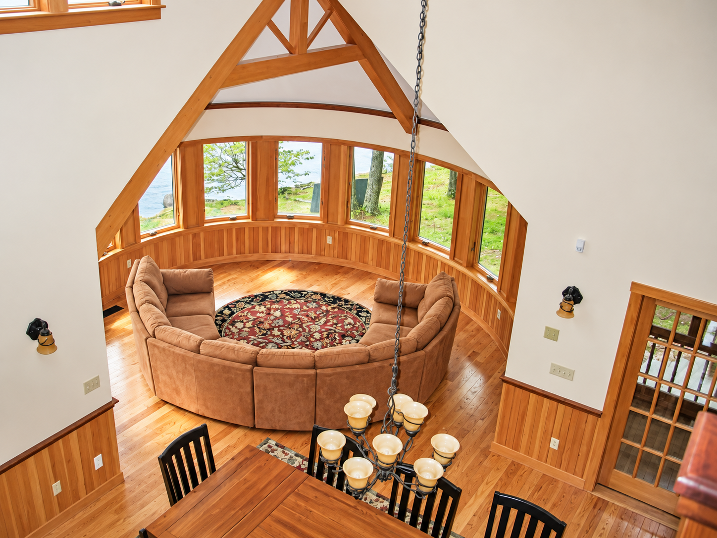 Sunlit Lakeside Craftsman Living Nook.png