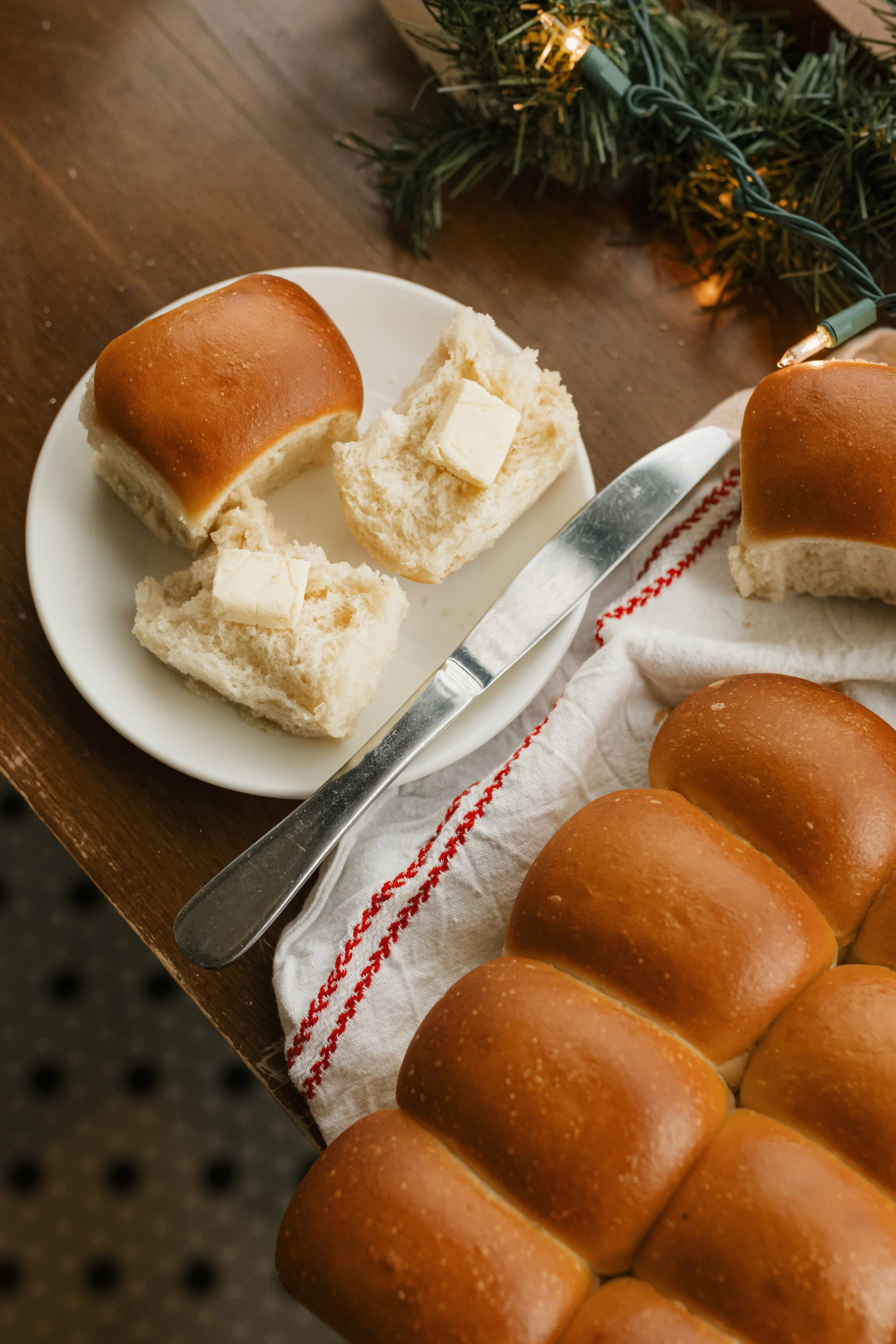 Dinner Rolls (1).jpg