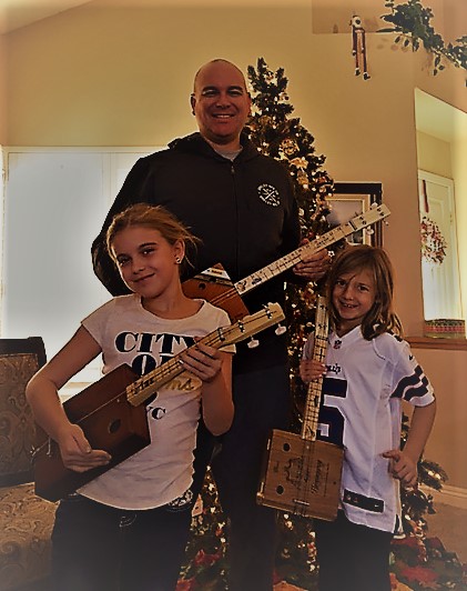 Christmas guitar family 2016.jpg