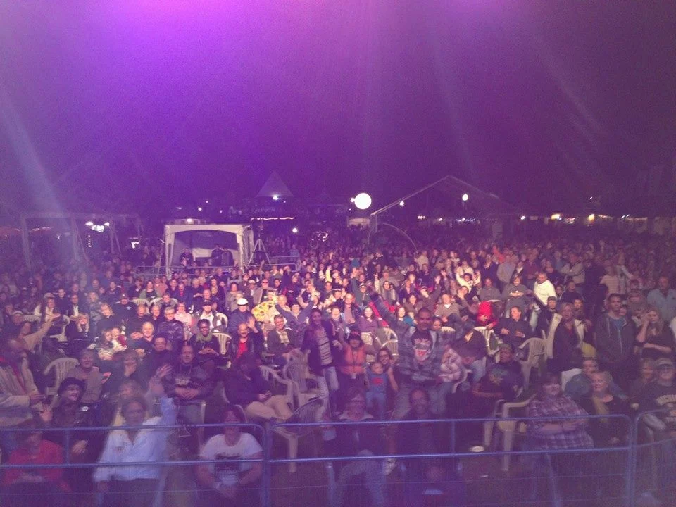 crowd.jpg