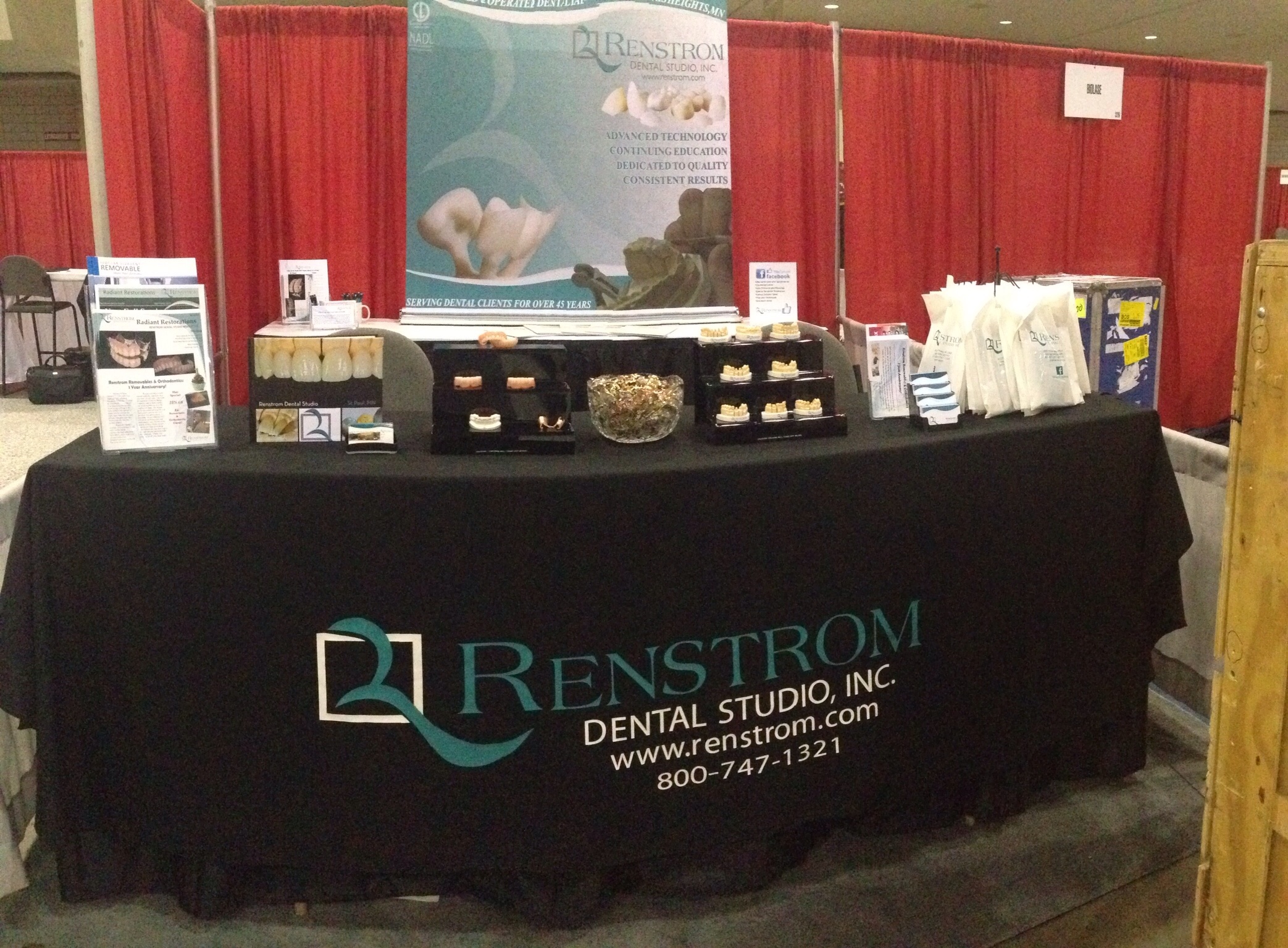 2014 Booth #324 Setup 