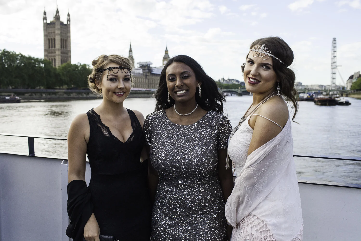 Adrian Fisk-ThamesRiverPartyBoat-2.jpg