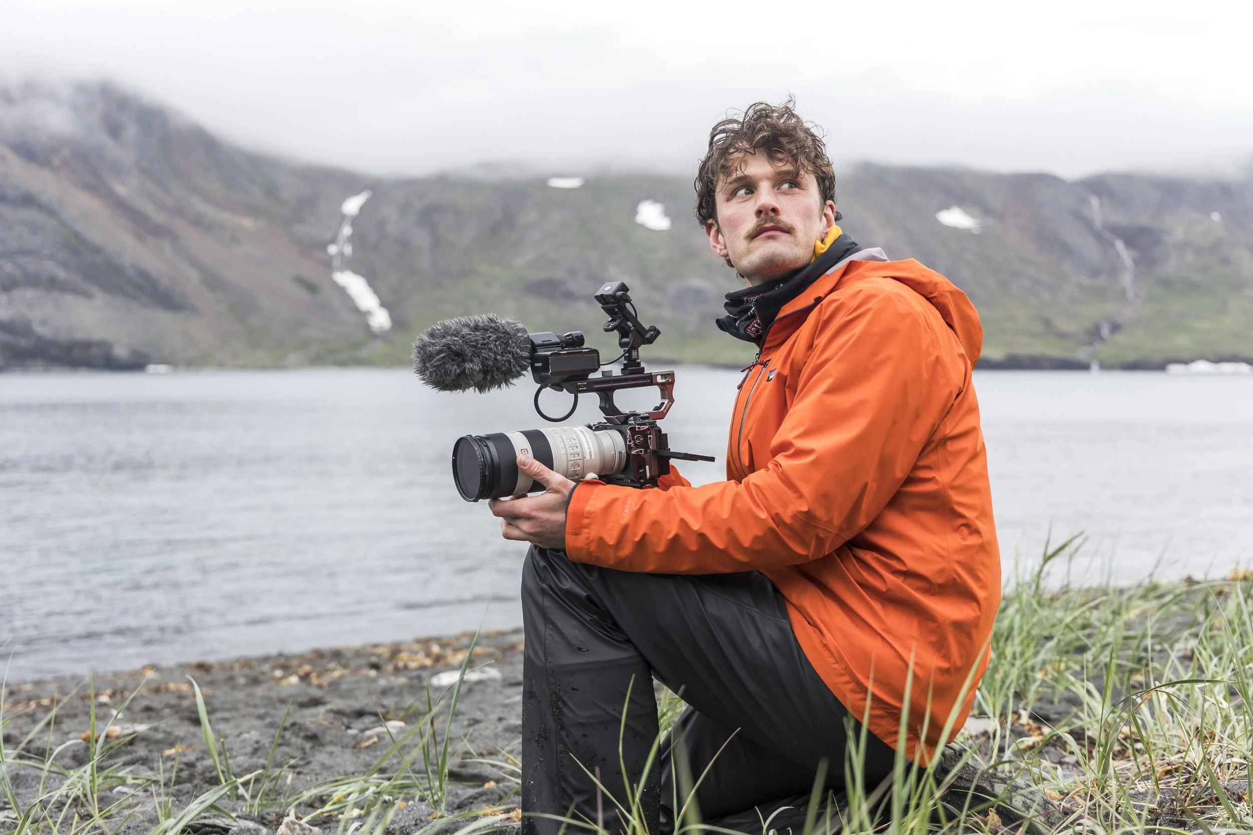  Long lens in the Torngat Mountains © Liam Brennan 