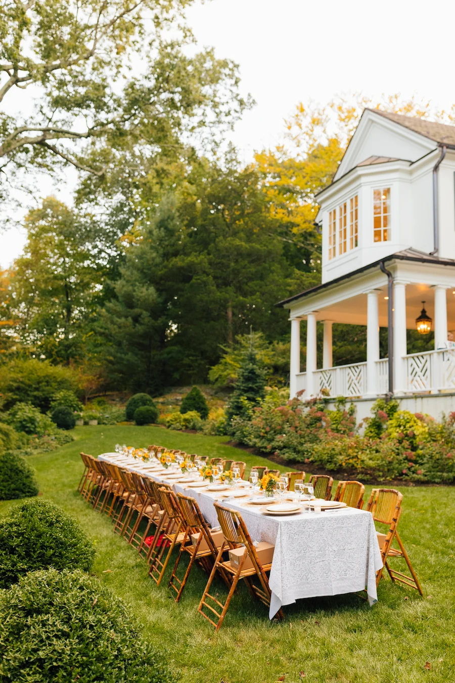 outdoor-tablescape.jpg