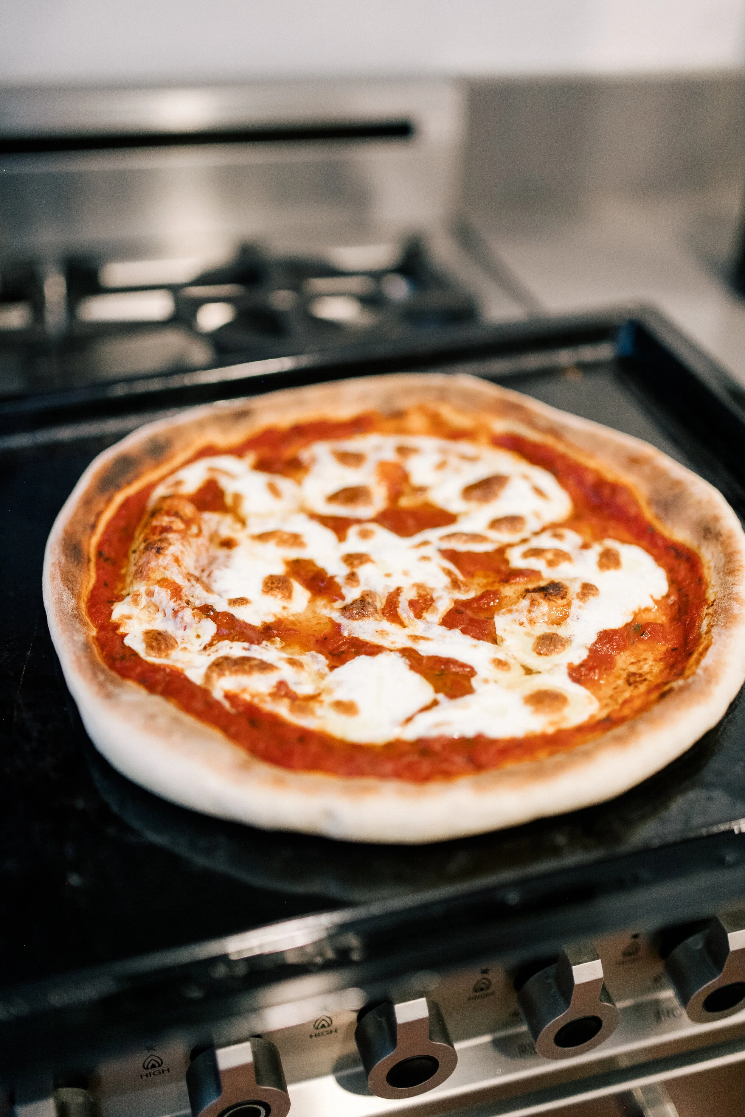 ak_pizza4.jpg