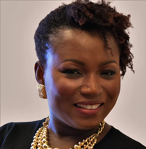sara at the 2015 invest in dreams breakfast