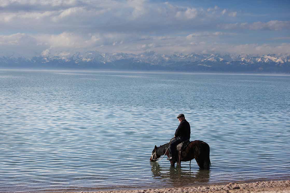 Issyk Kul lake | KYRGYZSTAN