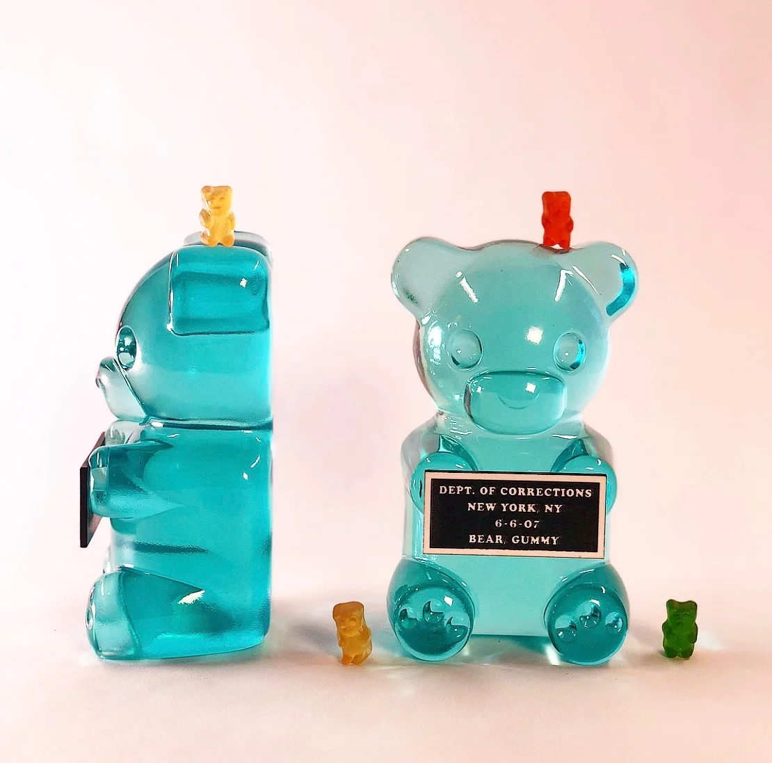 "VANDAL GUMMY" 6" Aqua Sculpture - WhIsBe