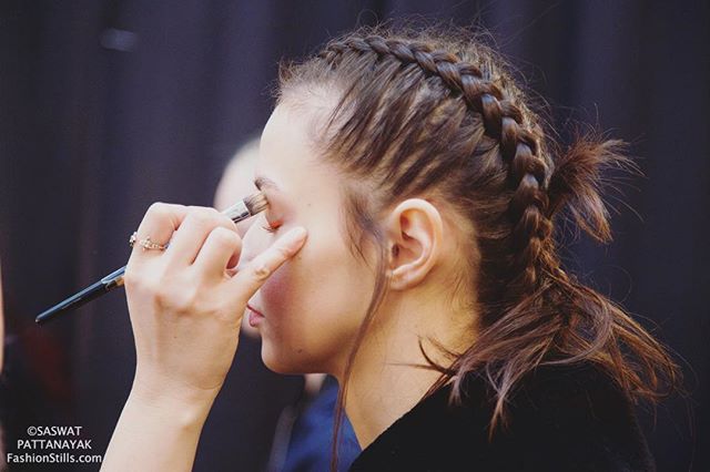 All eyes on the New York Fashion Week. #backstage #fashionweek #nyfw #fashion #designer #fashiondesigner #tbt #ootd #fashionblog #fashionblogger #fashionista #fashionphotography #fashionphotographer #style #hair #eyelashes #makeup #newyorkfashionweek #eyebrows #eyelashextensions #makeupartist #model #fashionmodel #runway #mbfw #styleblogger #lookbook #vsco #instafashion #vscocam