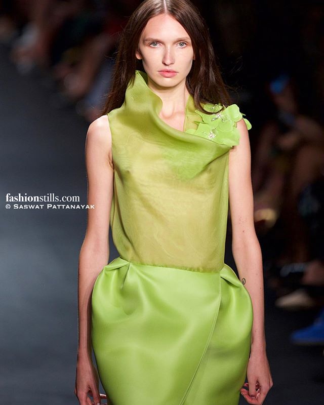 Photo: @saswat for Fashion Stills - #nyfw #runway #highfashion #hotcouture #fashionphotography #fashionphotographer #green #greendress #fashionista #fashionstills #streetfashion #fashion #fashionnova #fashionable #fashionblogger #fashionweek #fashiondesigner #vsco #vscocam #style #styleblogger #freethenipplemovement #newyorkfashionweek #newyorkfashion #glamour #ootd #ootdfashion