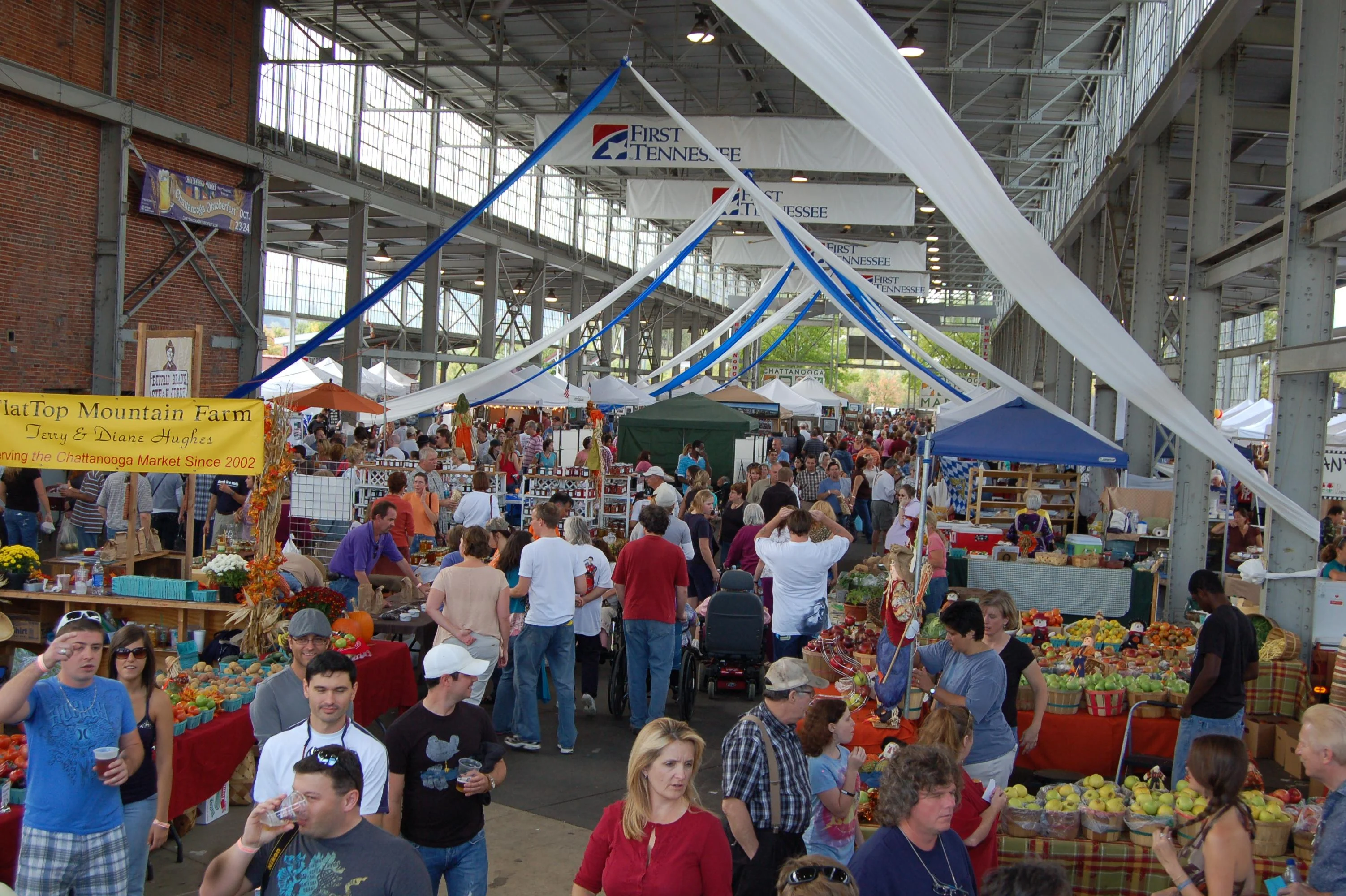 11:00 AM EST - The Chattanooga Market