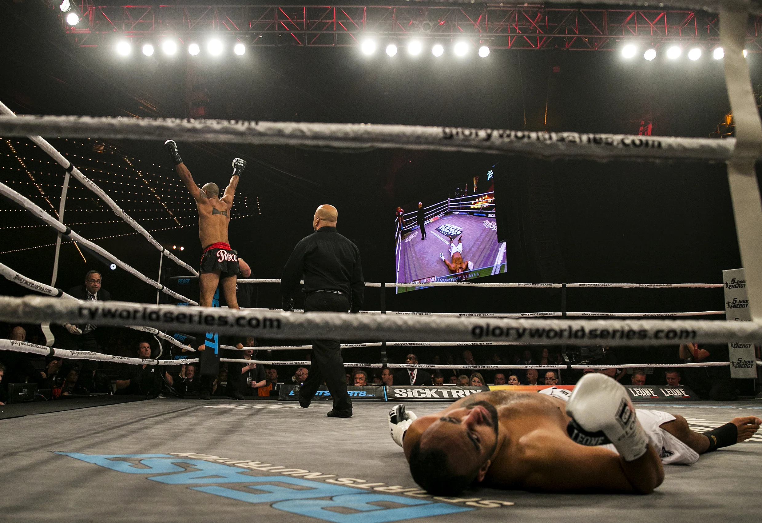 Saulo Cavalari celebrates after knocking out Mourad Bouzidi on the first round of their light heavyweight fight during Glory Superfight Series 12 held at the Theater at Madison Square Garden in New York, New York on Nov. 23, 2013.
