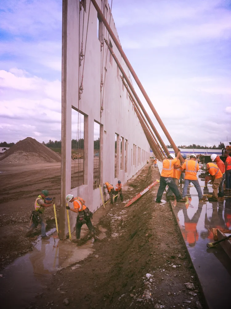 Niagara Bottling - Detail