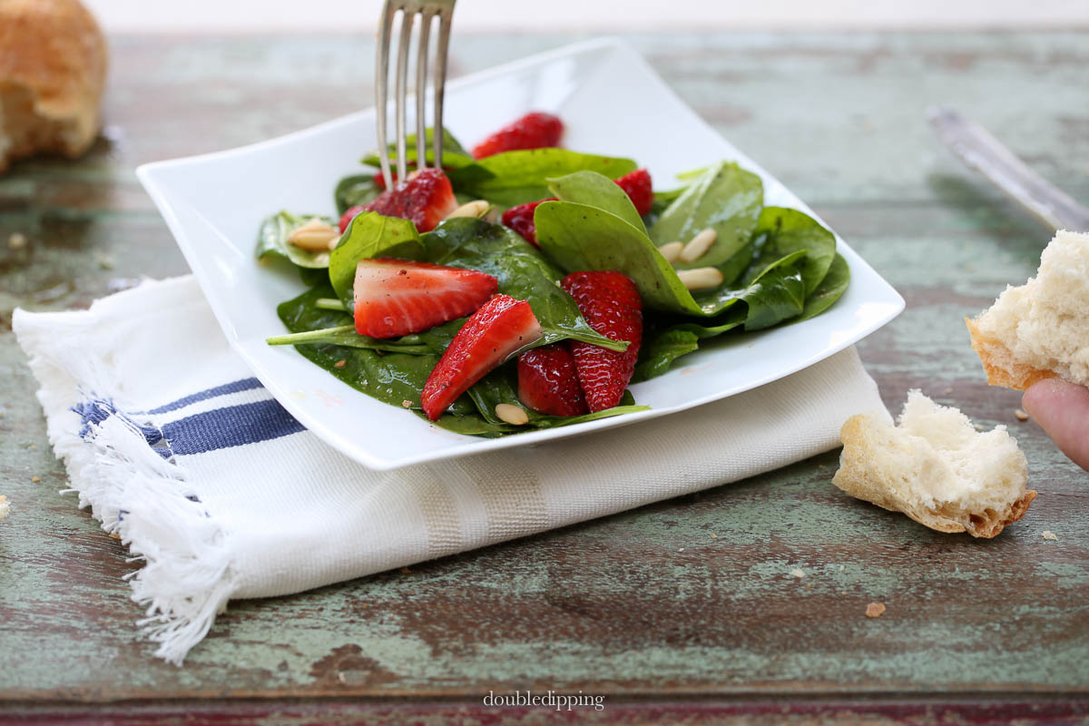 Spinach Salad with Strawberries and Pine Nuts