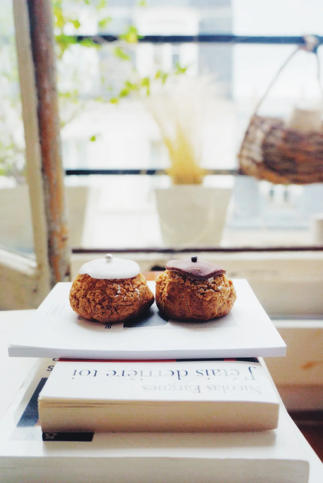Odette Choux Pastry Paris