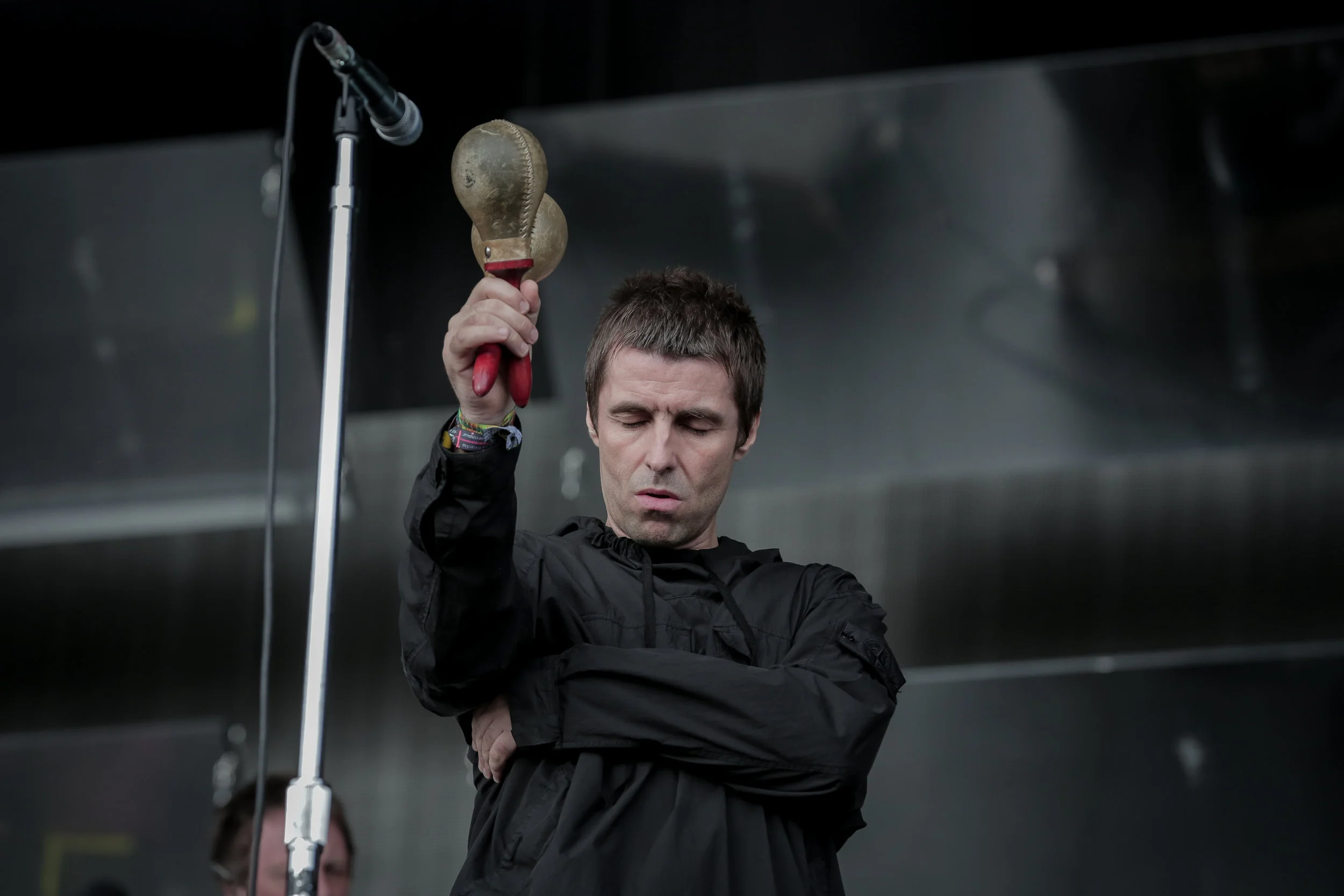liam gallagher_glastonbury 17_josh groom (20).jpg