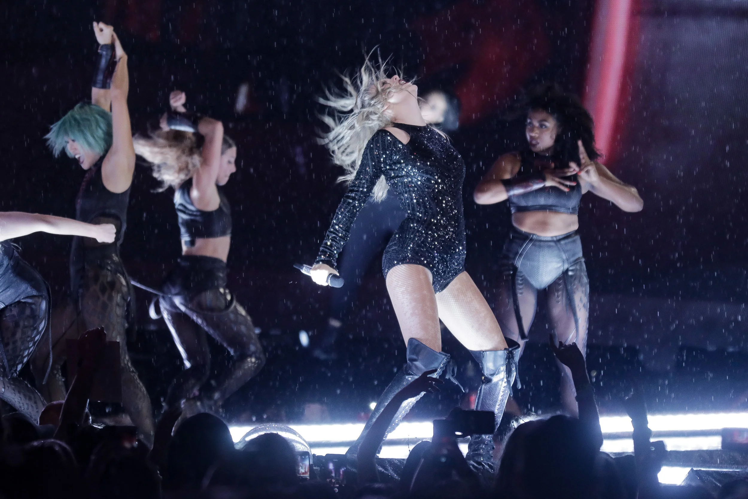 taylor swift_ANZ18_josh groom (49).jpg