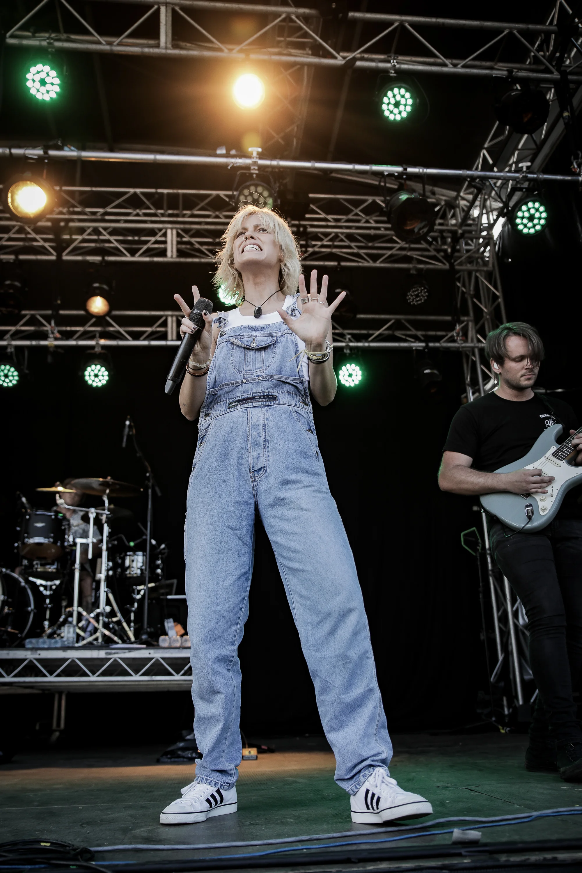 tonight alive_good things 18_josh groom (6).jpg