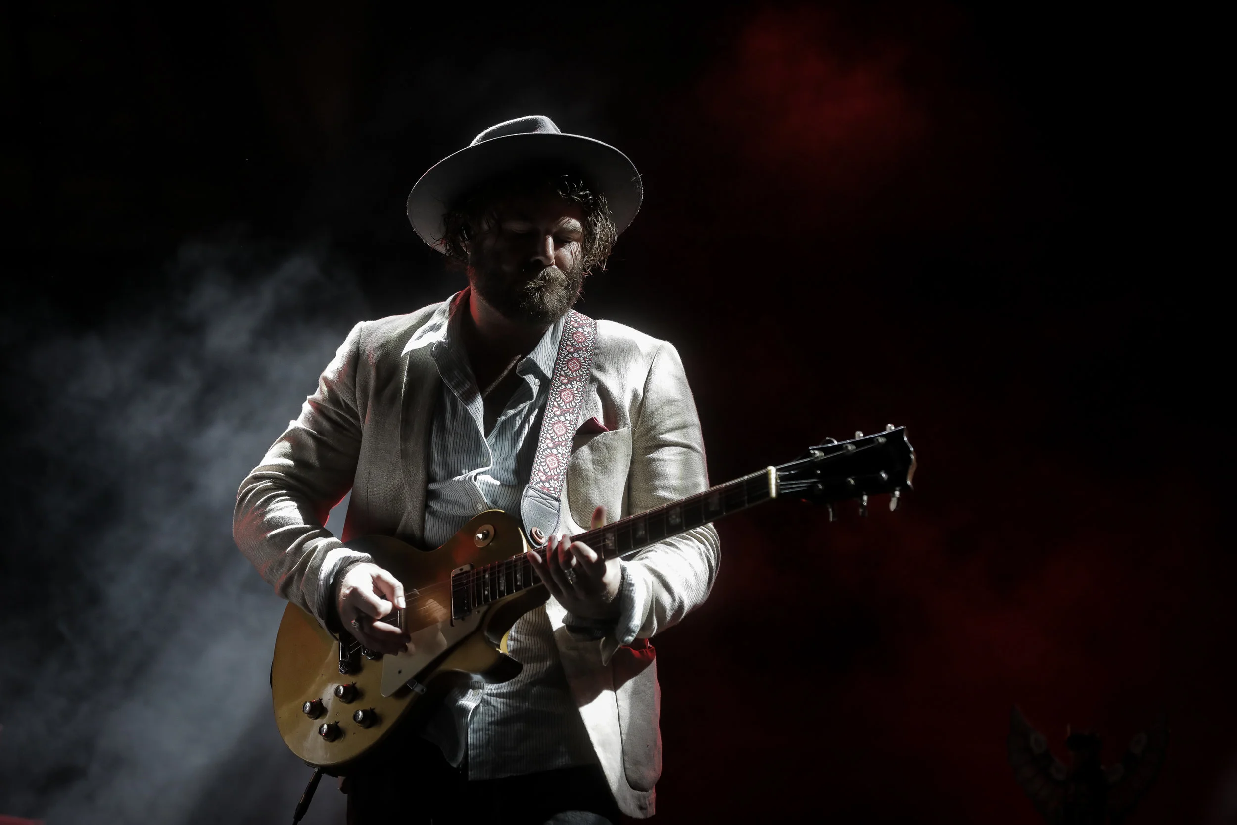Angus and Julia Stone